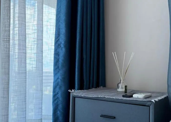 Uptown Parksuites Tower One - Bgc Taguig, Manila